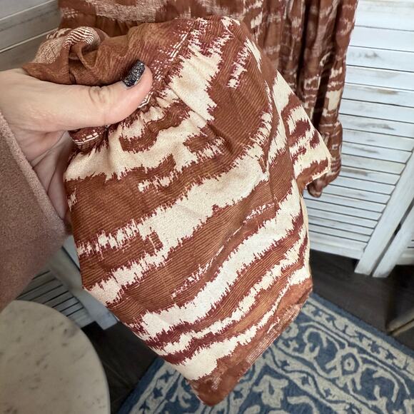 ULLA Johnson 0 Women's 100% Silk Aisa Tiered A Line Midi Skirt Fawn Ikat Print - Picture 8 of 16